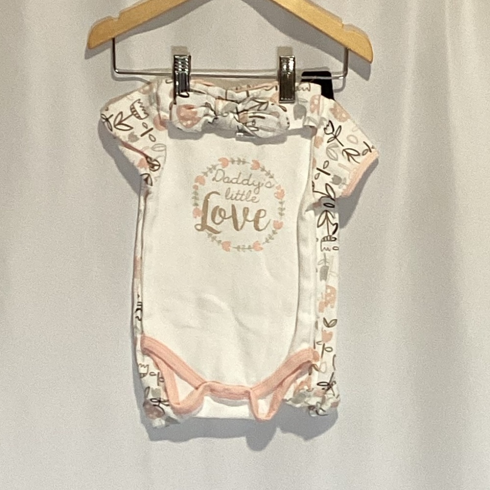 97. Chick Pea Baby Girl “Daddy’s Little Love” Day Set 6-9mo